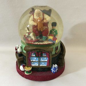 Sankyo Santa Clause Snow Globe Music Box Christmas